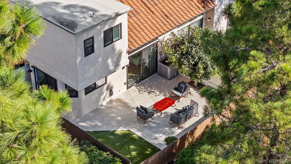 12221 Caminito Mira Del Mar