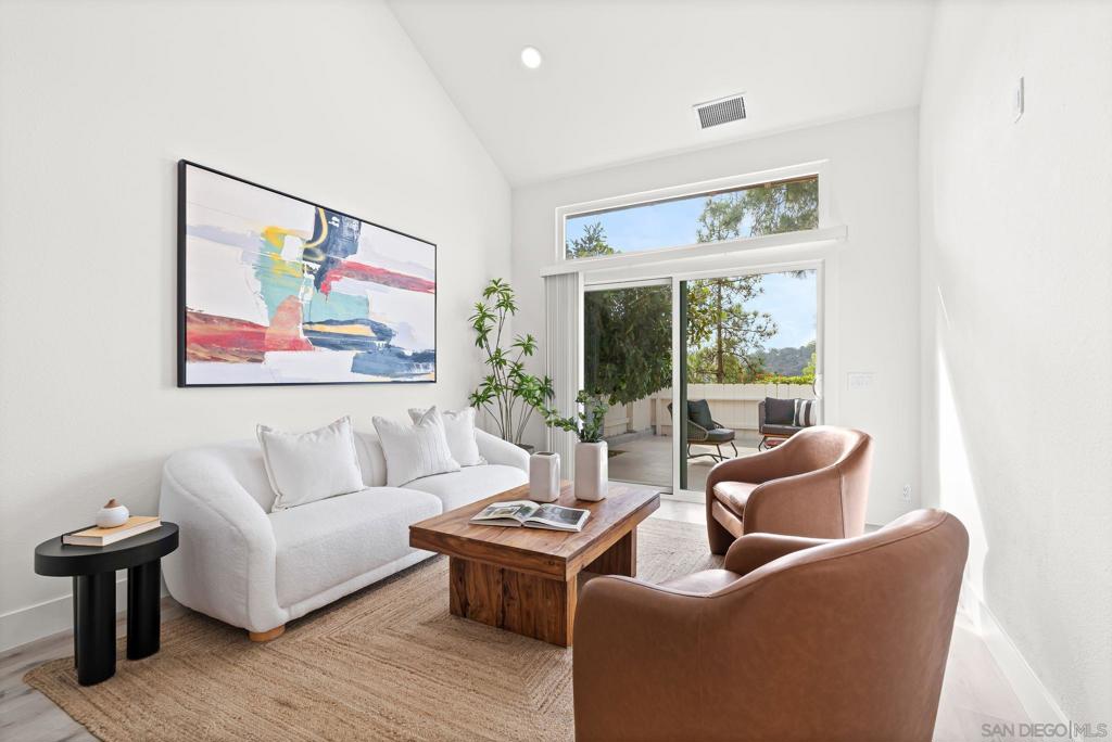 12221 Caminito Mira Del Mar