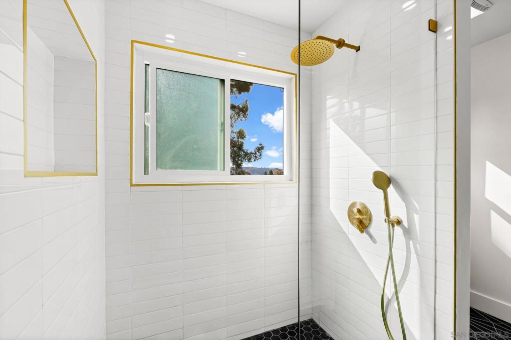 12221 Caminito Mira Del Mar