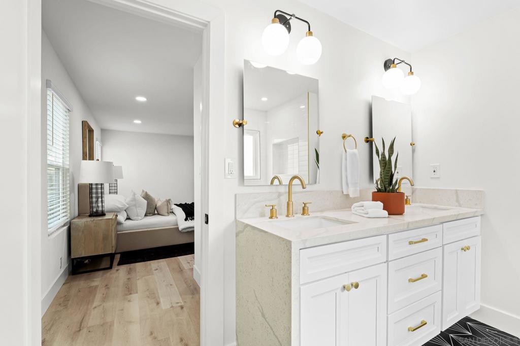 12221 Caminito Mira Del Mar