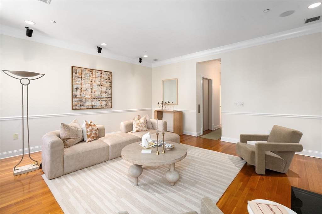 151 Beacon Street # 4