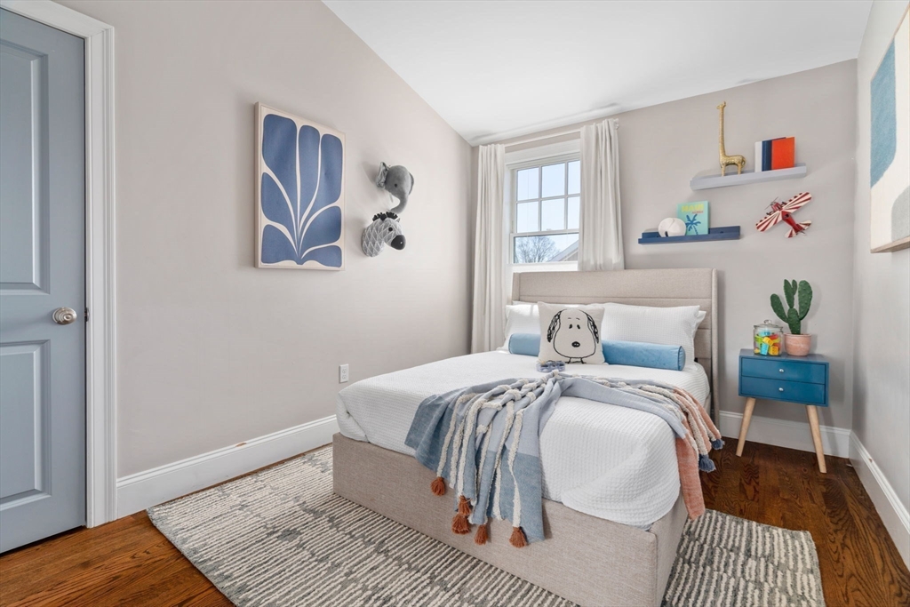 30 Park St # 4