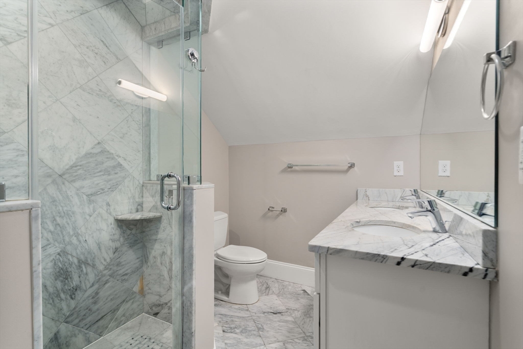 30 Park St # 4