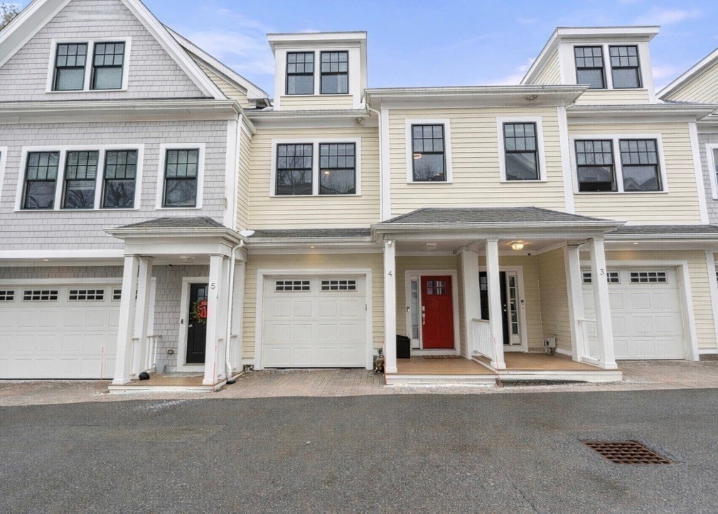30 Park St # 4