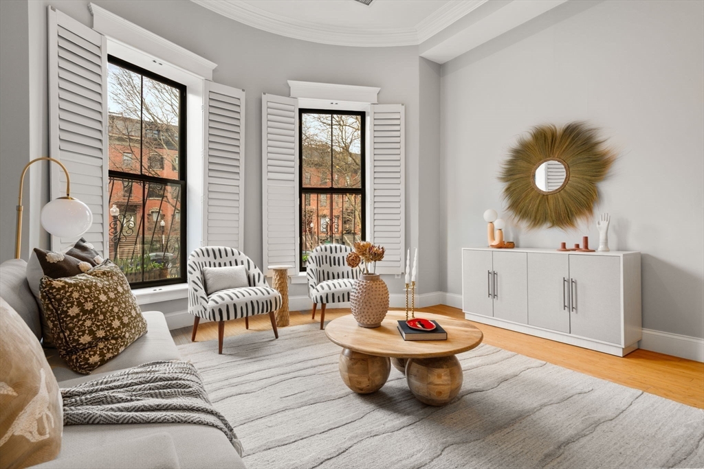 14 Worcester Sq # 2