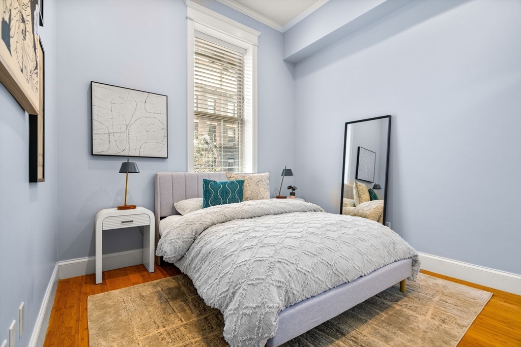 14 Worcester Sq # 2