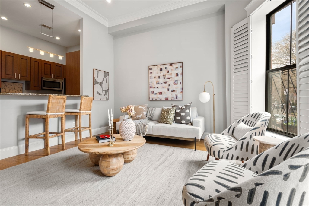 14 Worcester Sq # 2