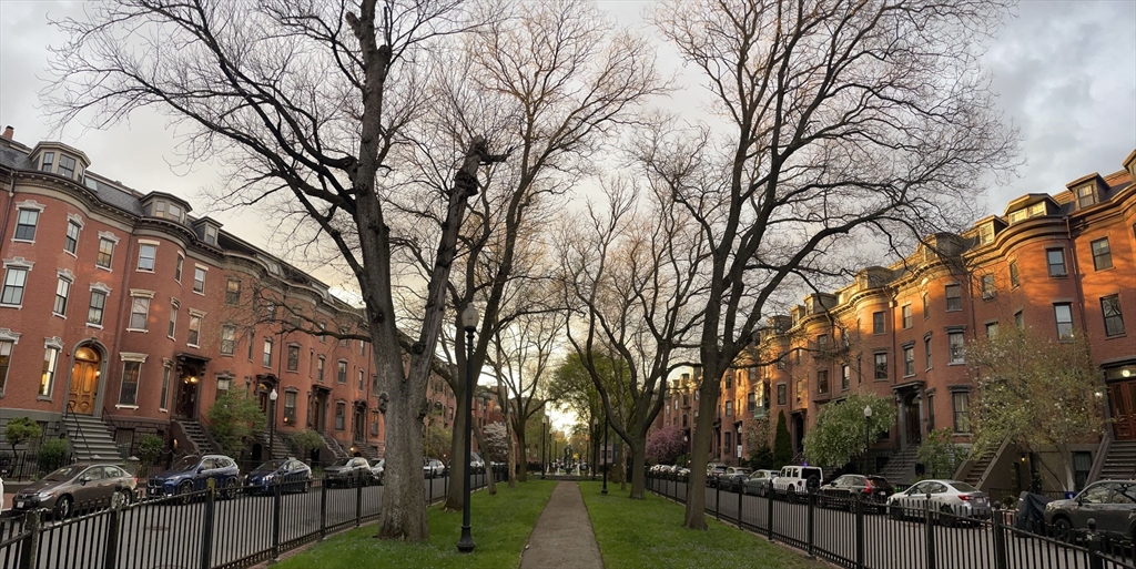 14 Worcester Sq # 2