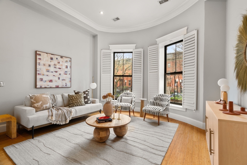 14 Worcester Sq # 2