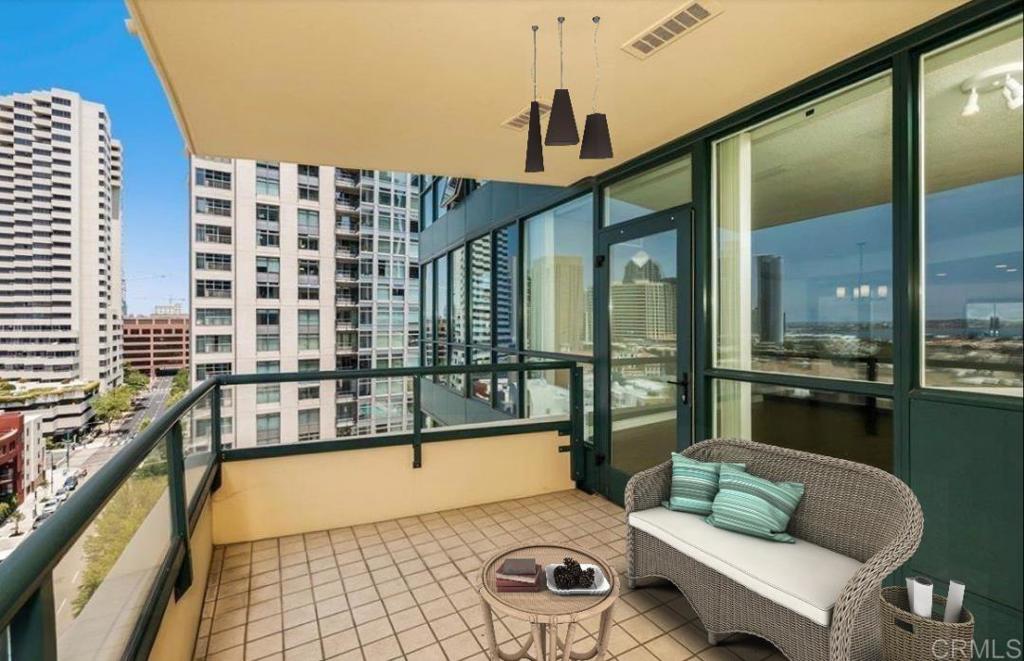 555 Front Street 1205