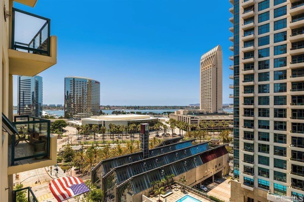 555 Front Street 1205