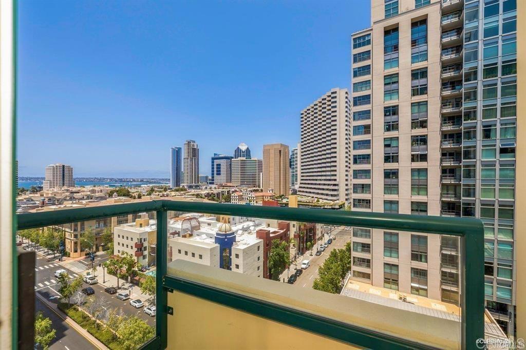 555 Front Street 1205