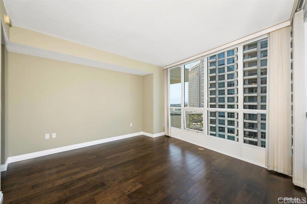 555 Front Street 1205