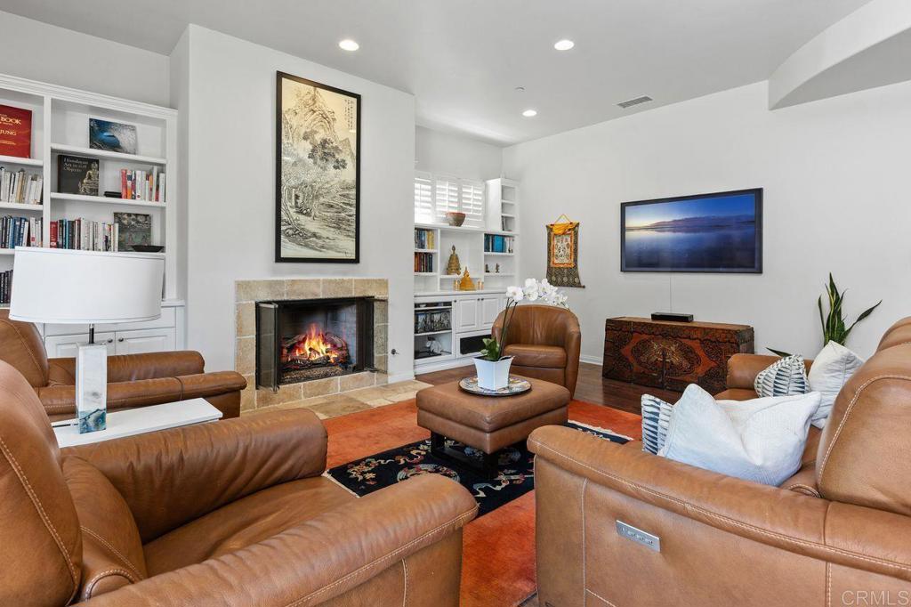 213 Hillcrest Dr.
