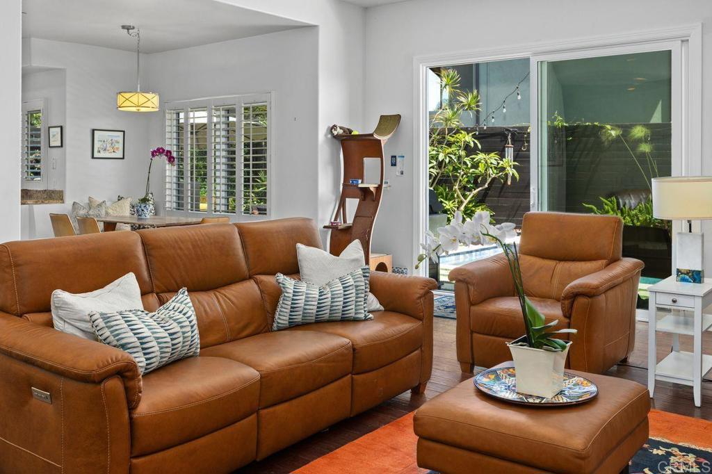 213 Hillcrest Dr.