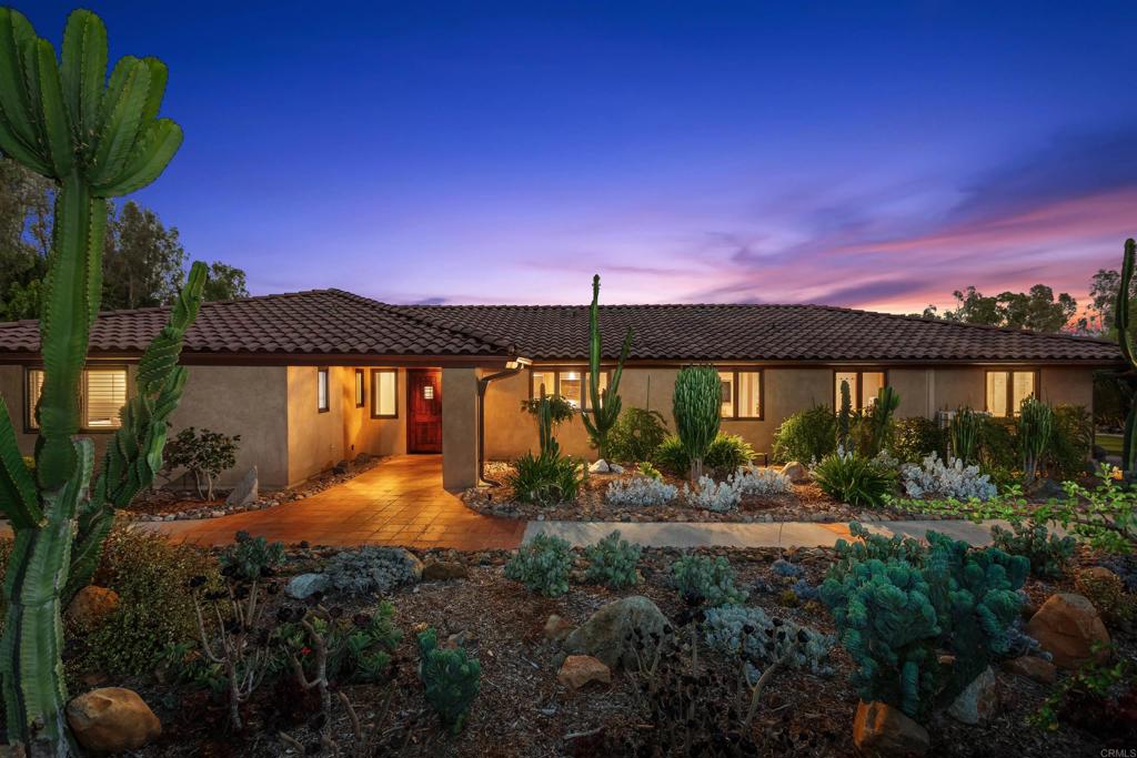 17543 Rancho del Rio