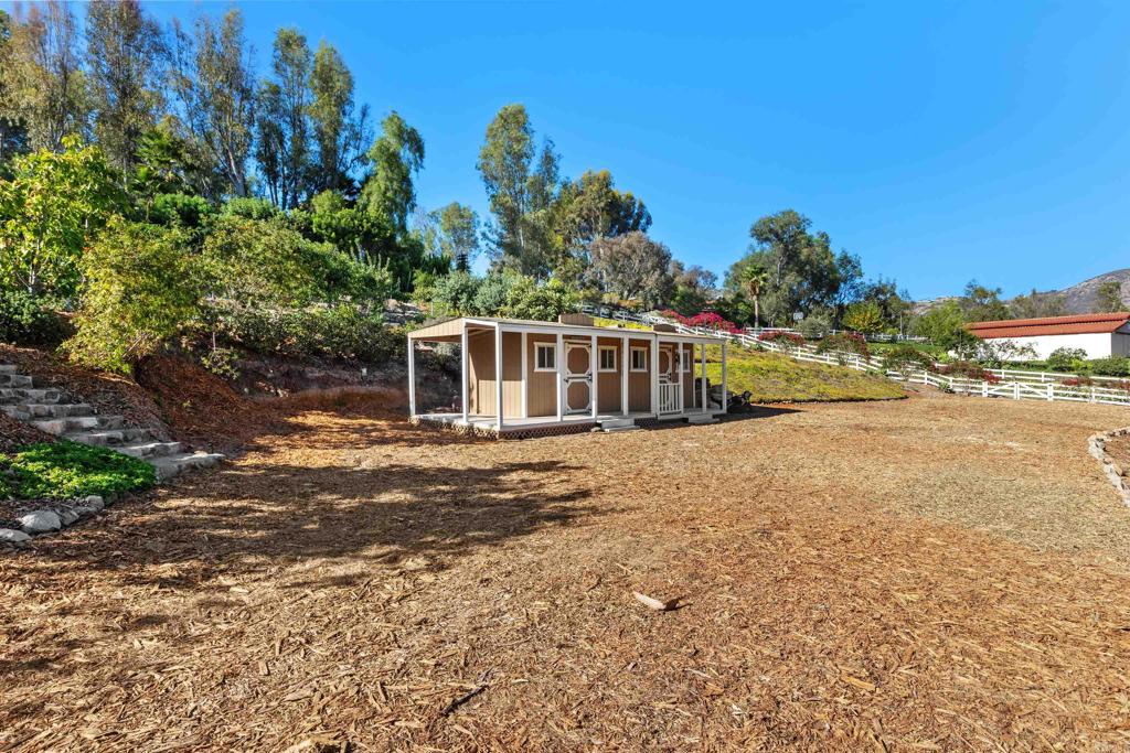17543 Rancho del Rio