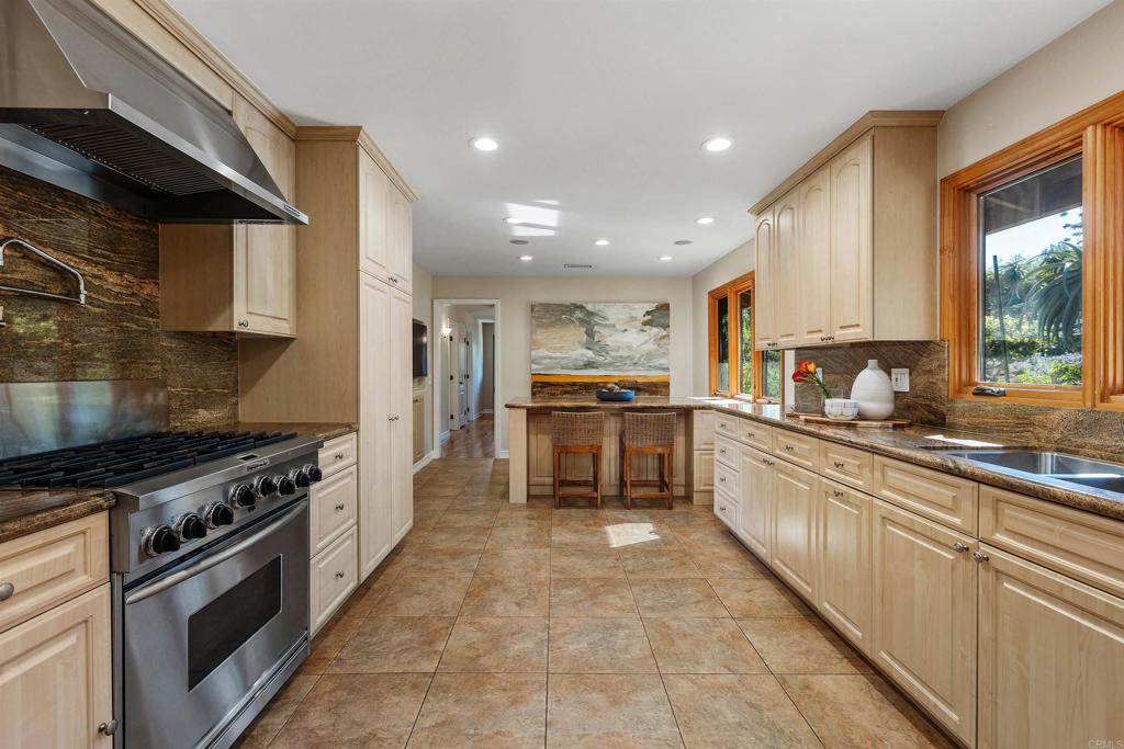 17543 Rancho del Rio