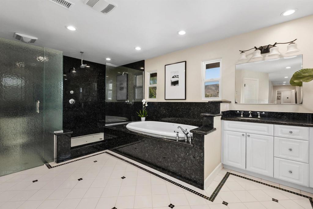 17543 Rancho del Rio
