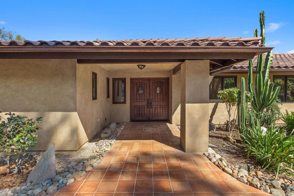 17543 Rancho del Rio