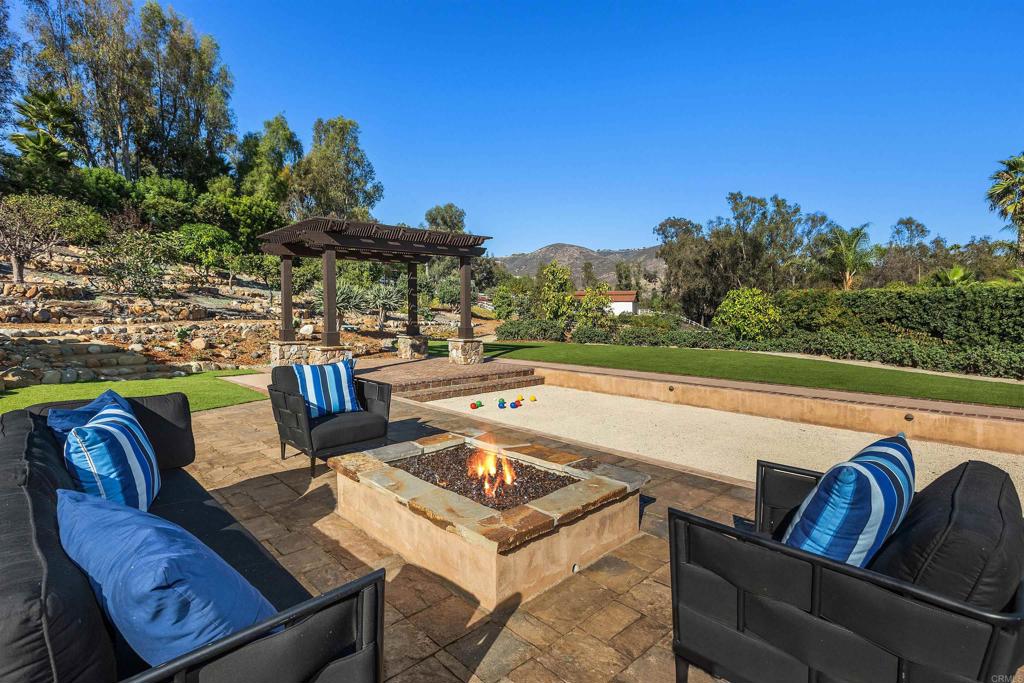 17543 Rancho del Rio