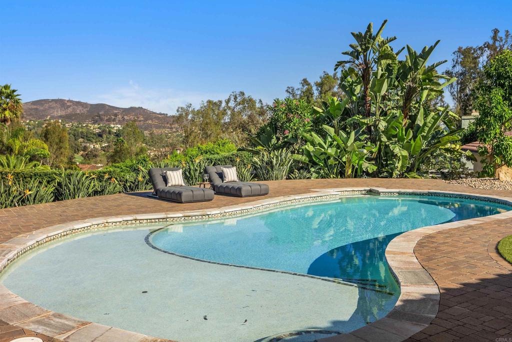 17543 Rancho del Rio