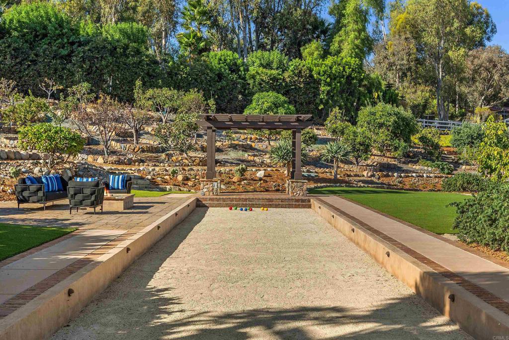 17543 Rancho del Rio