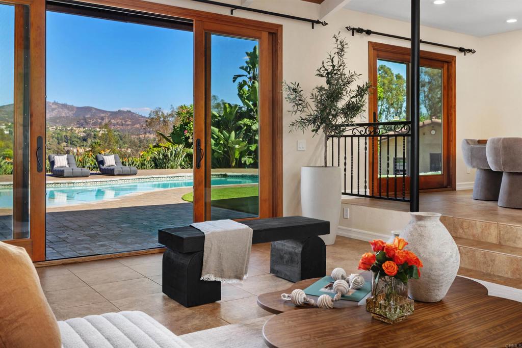 17543 Rancho del Rio
