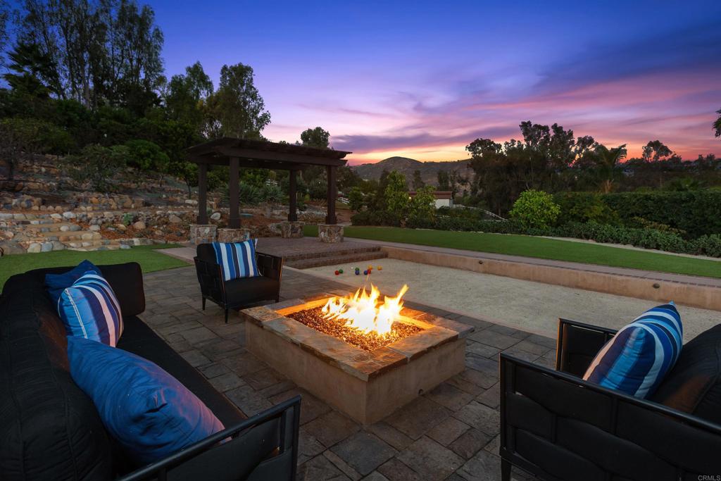 17543 Rancho del Rio