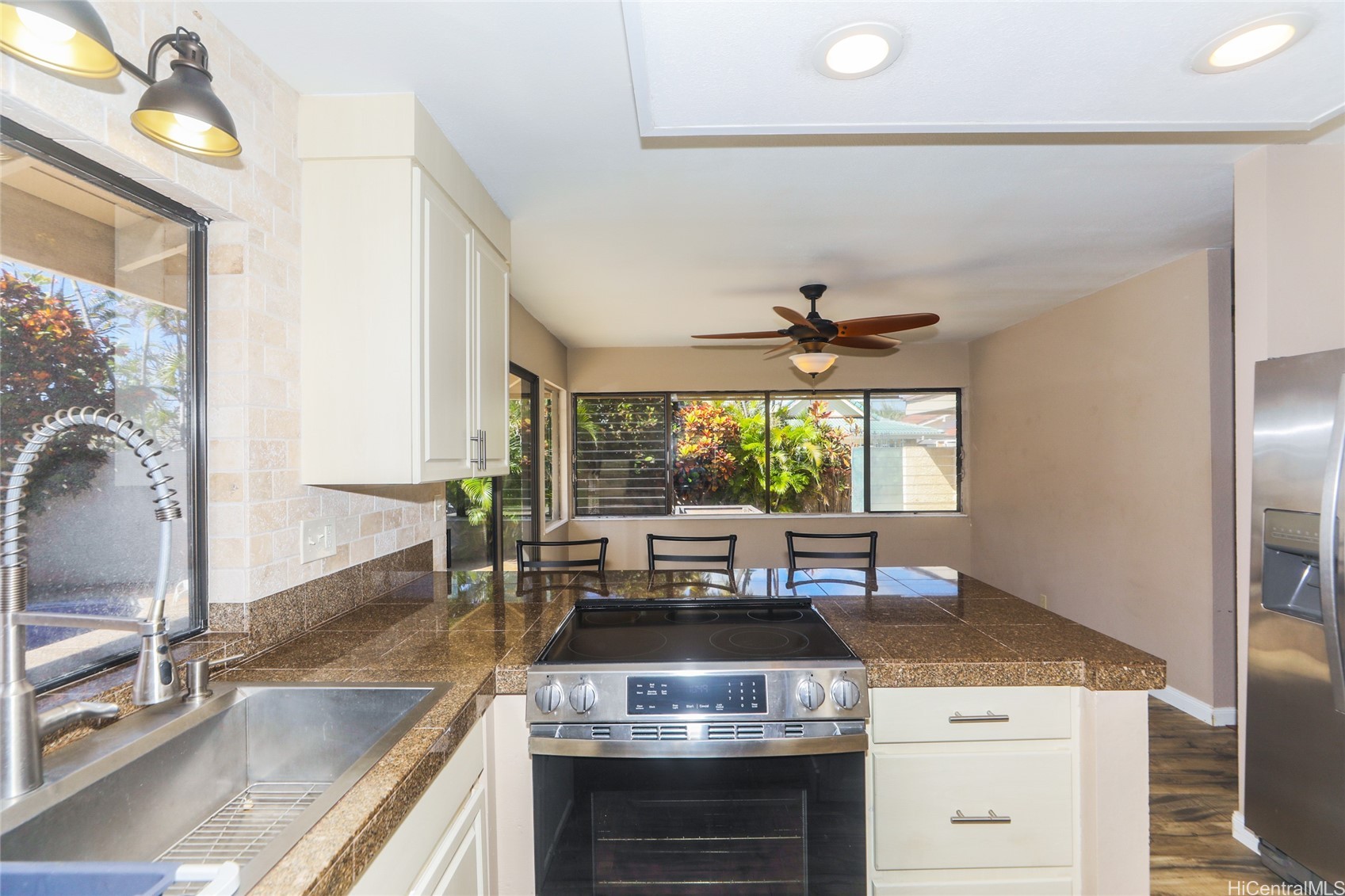 1175 Palea Way
