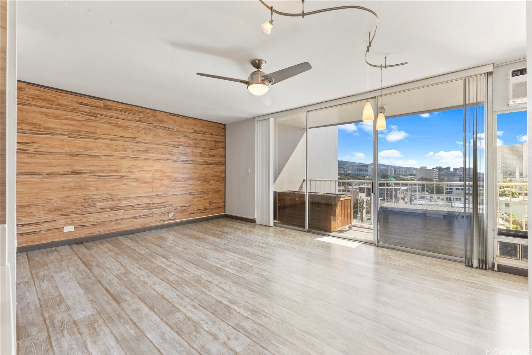 1314 PIIKOI Street 706