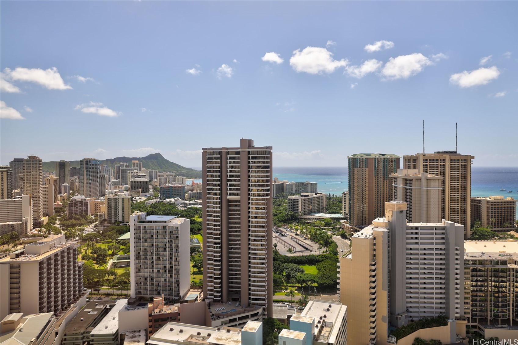 400 Hobron Lane 2207