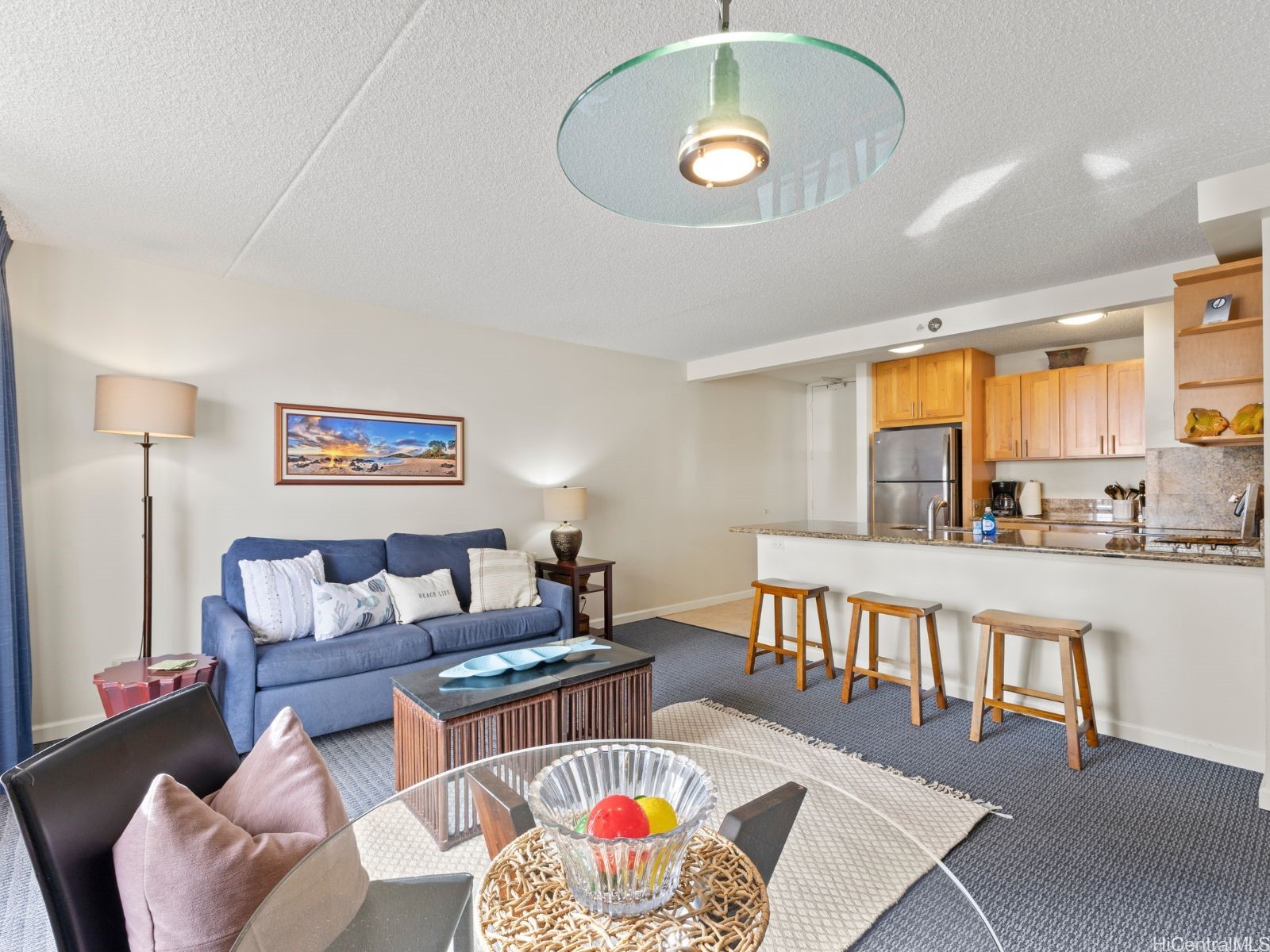 229 PAOAKALANI Avenue 1004