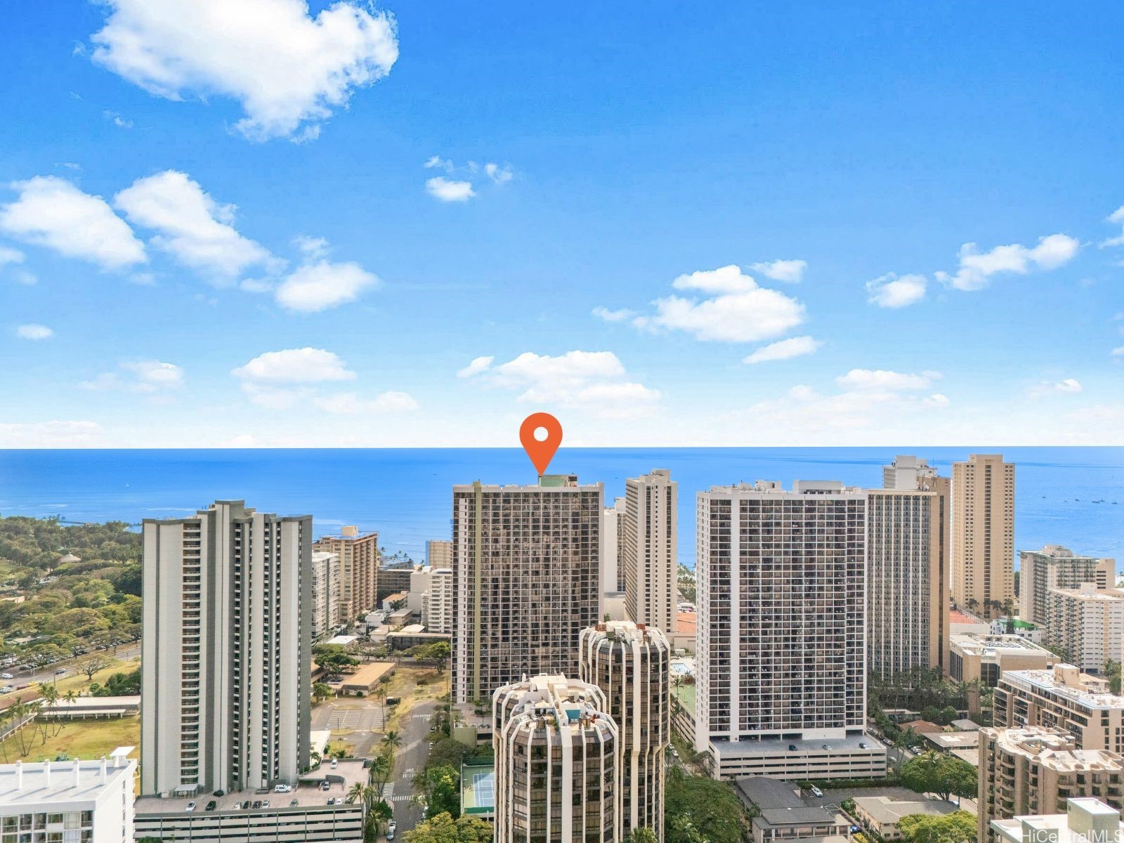 229 PAOAKALANI Avenue 1004