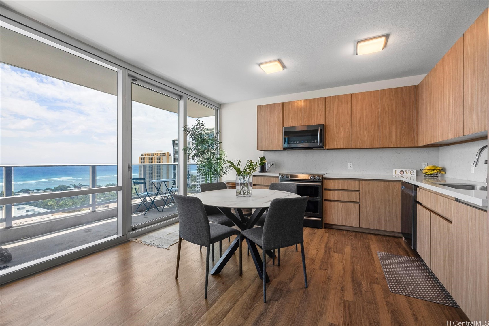 1391 Kapiolani Boulevard 2512