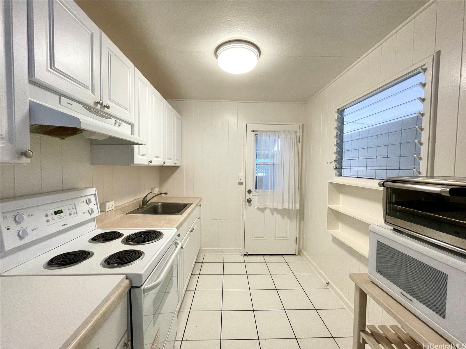 1279 Manulani Street