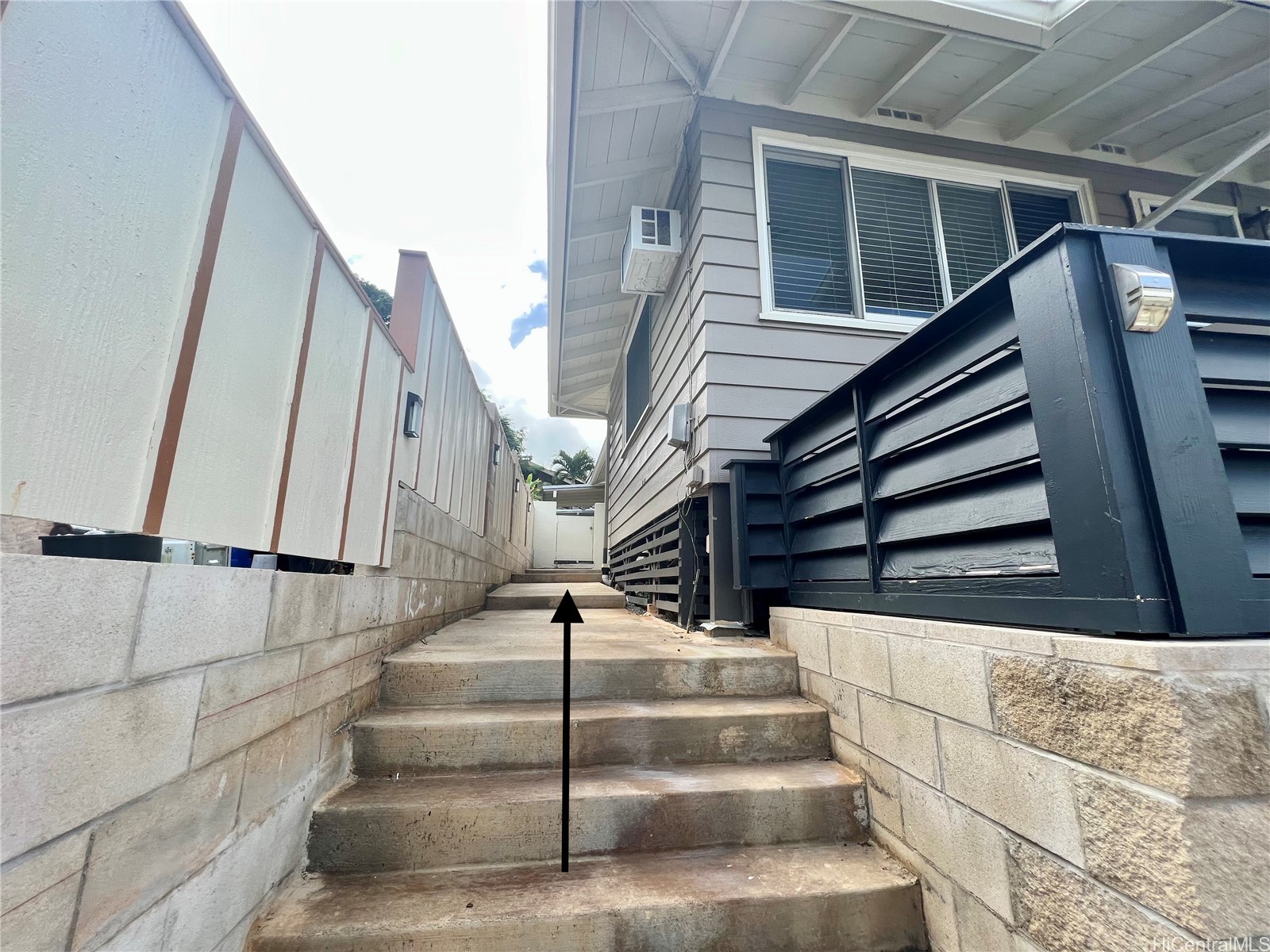 1279 Manulani Street