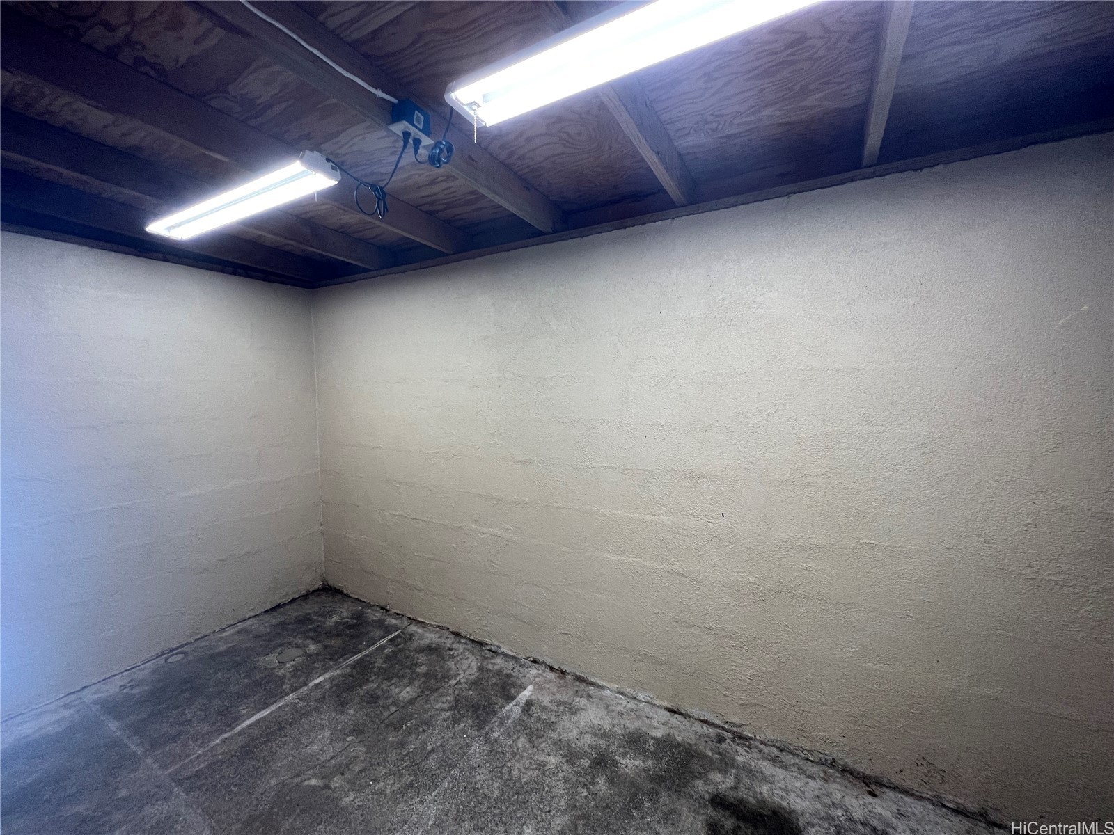 1279 Manulani Street