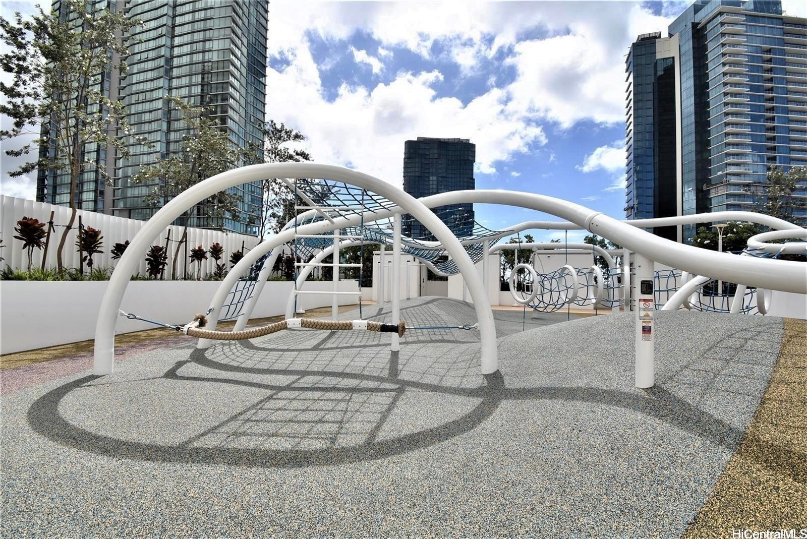 1000 Auahi Street 3808