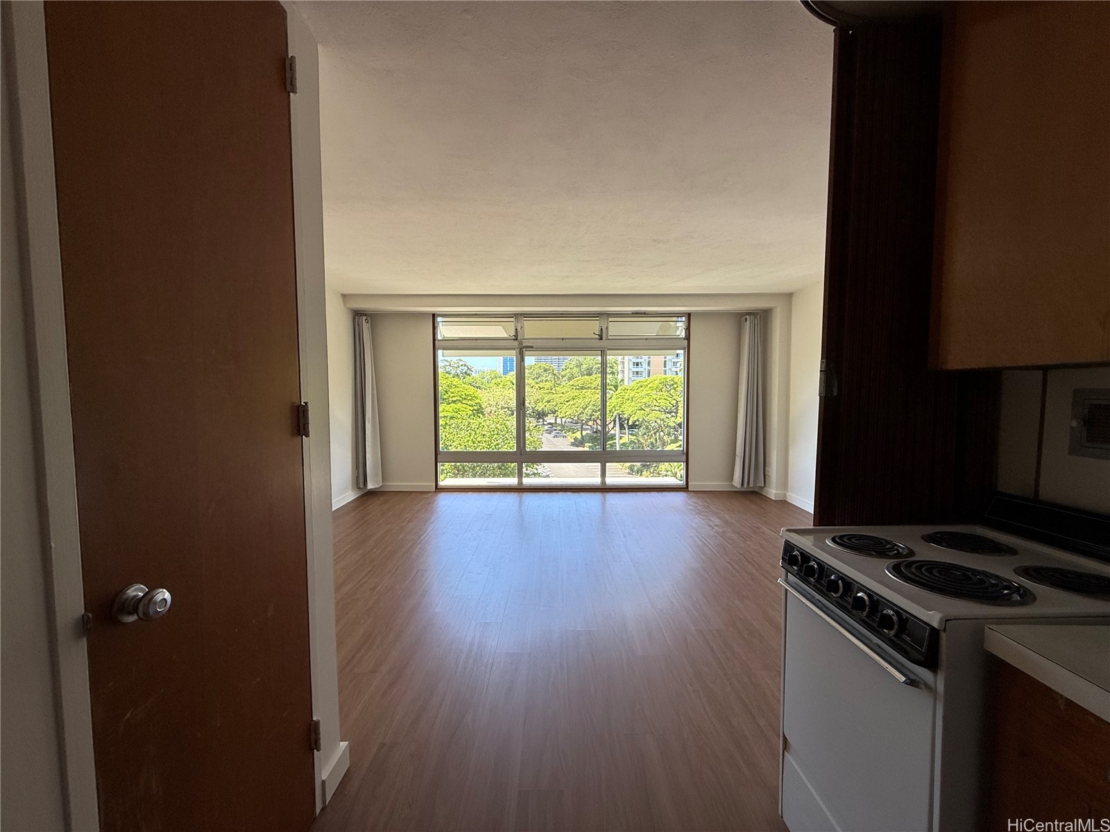 1551 Nuuanu Avenue 336
