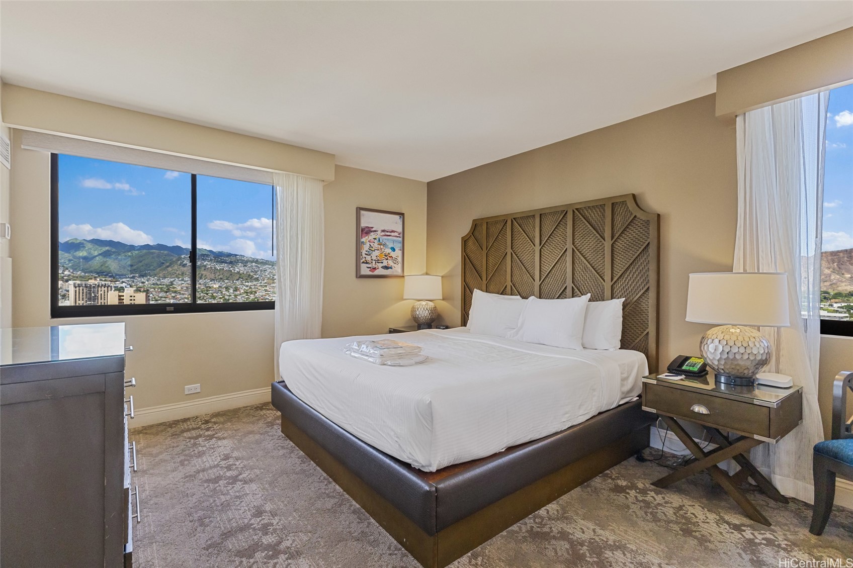 2470 Kalakaua Avenue 2801