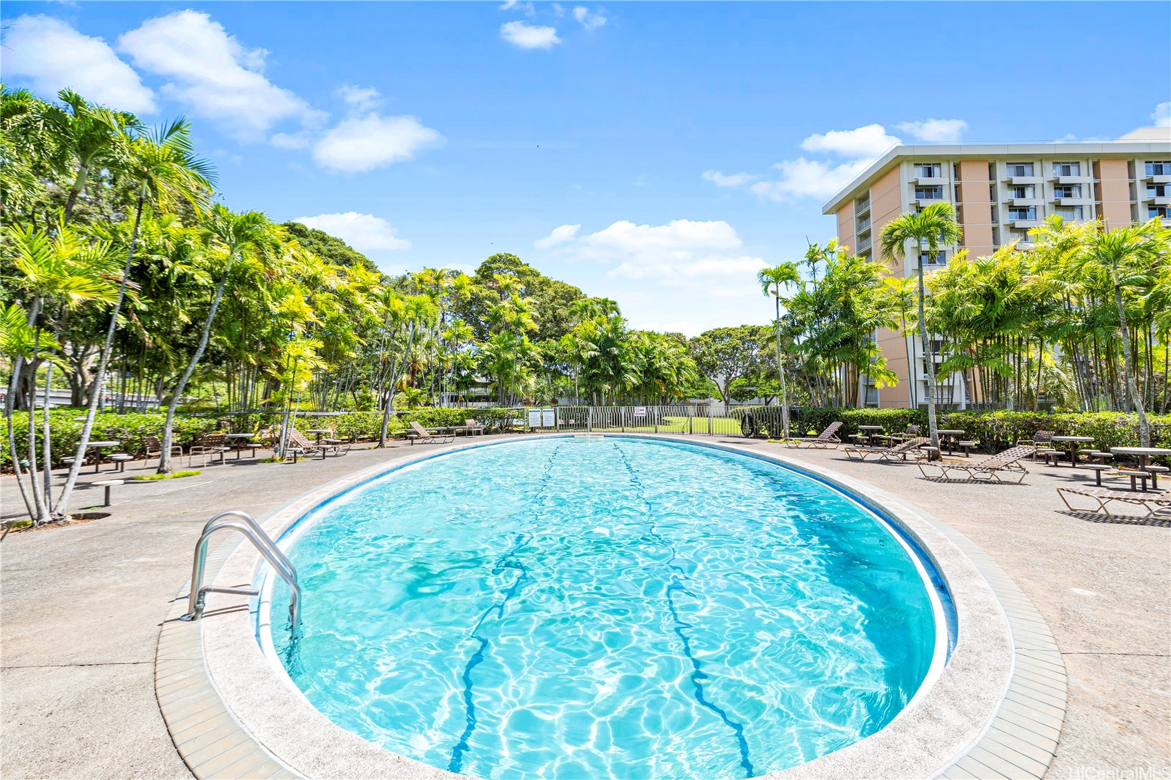 1511 Nuuanu Avenue 933