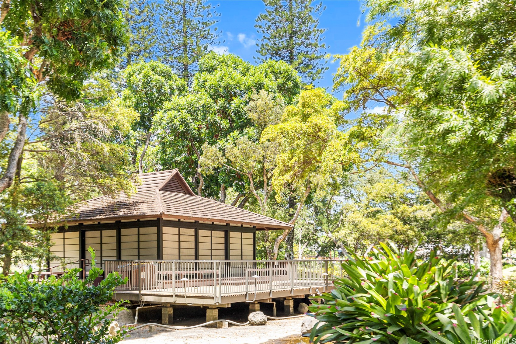 1511 Nuuanu Avenue 933
