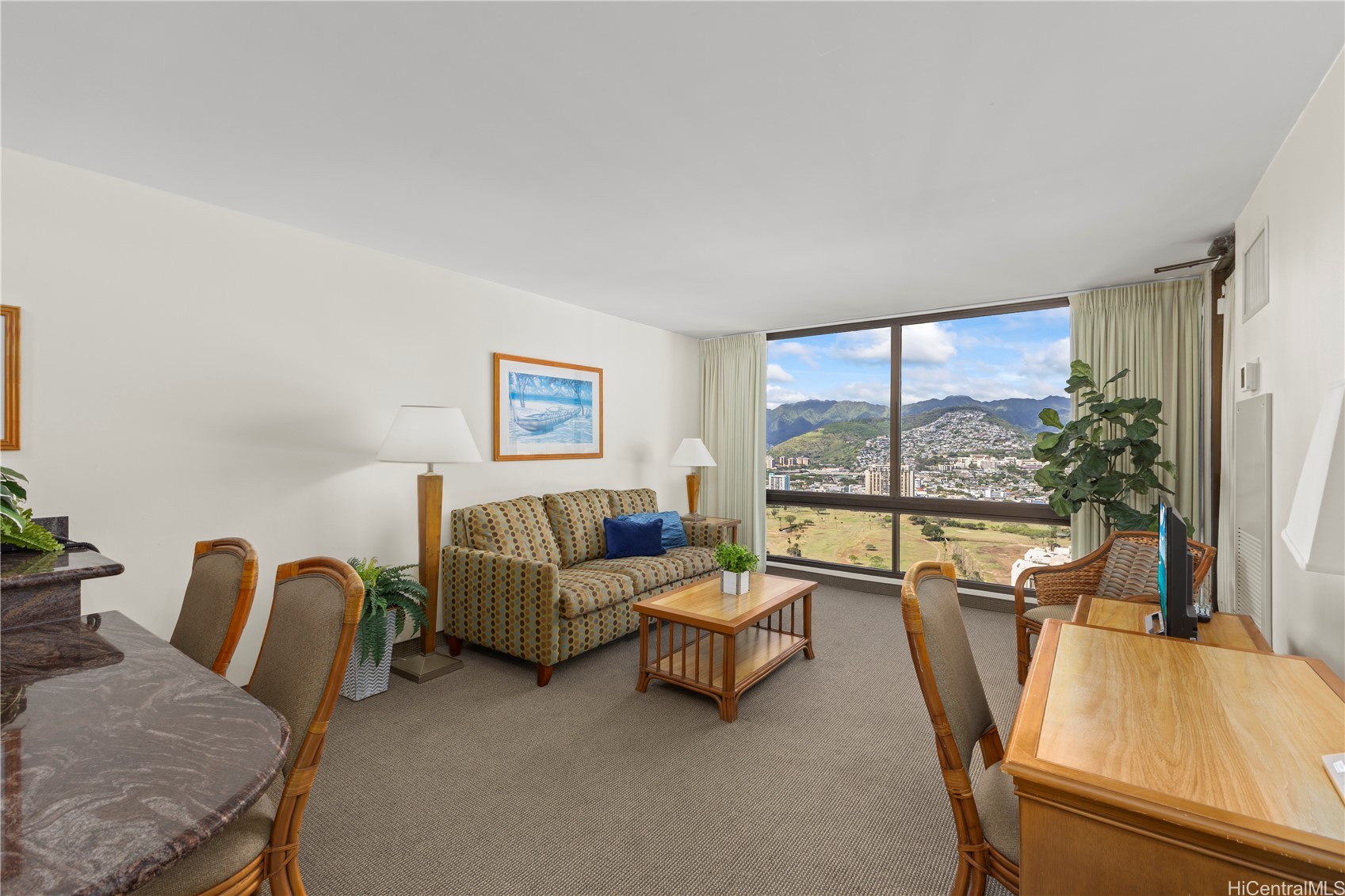 229 PAOAKALANI Avenue 3711 (NUC)