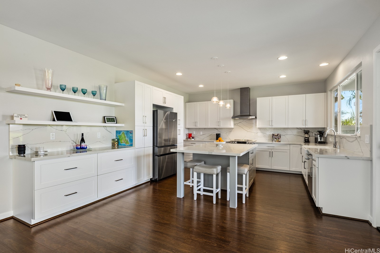 91-5408 KAPOLEI Parkway 24
