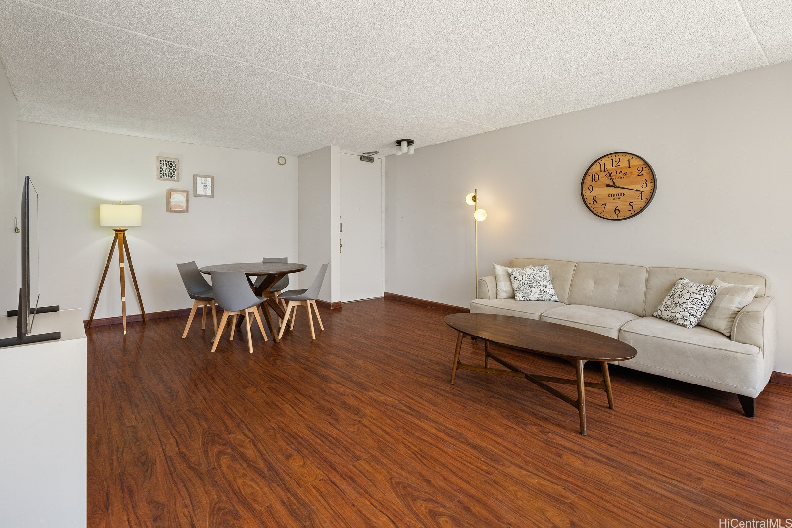 201 Ohua Avenue 913