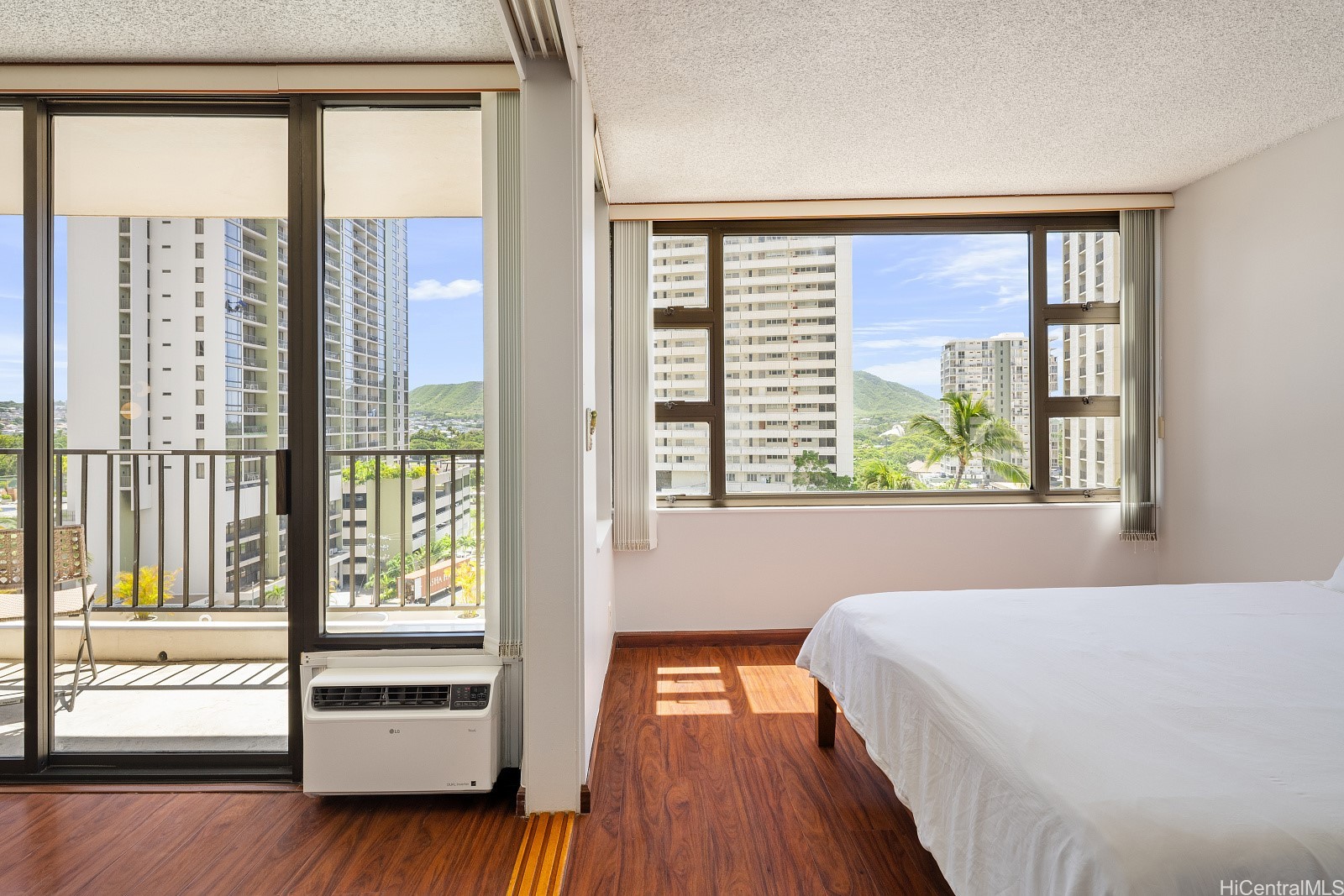 201 Ohua Avenue 913