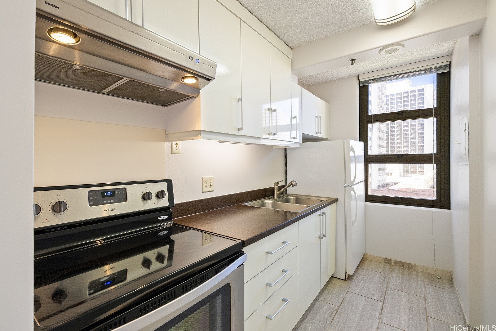 201 Ohua Avenue 913
