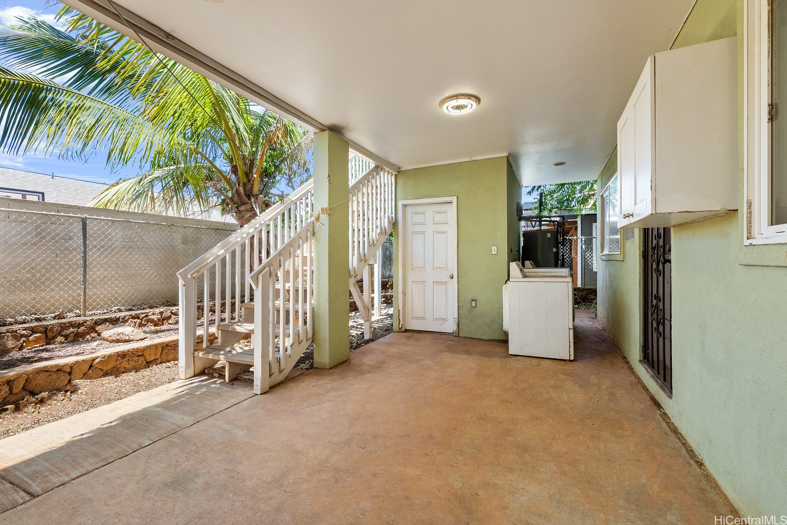 87-220 Holopono Street