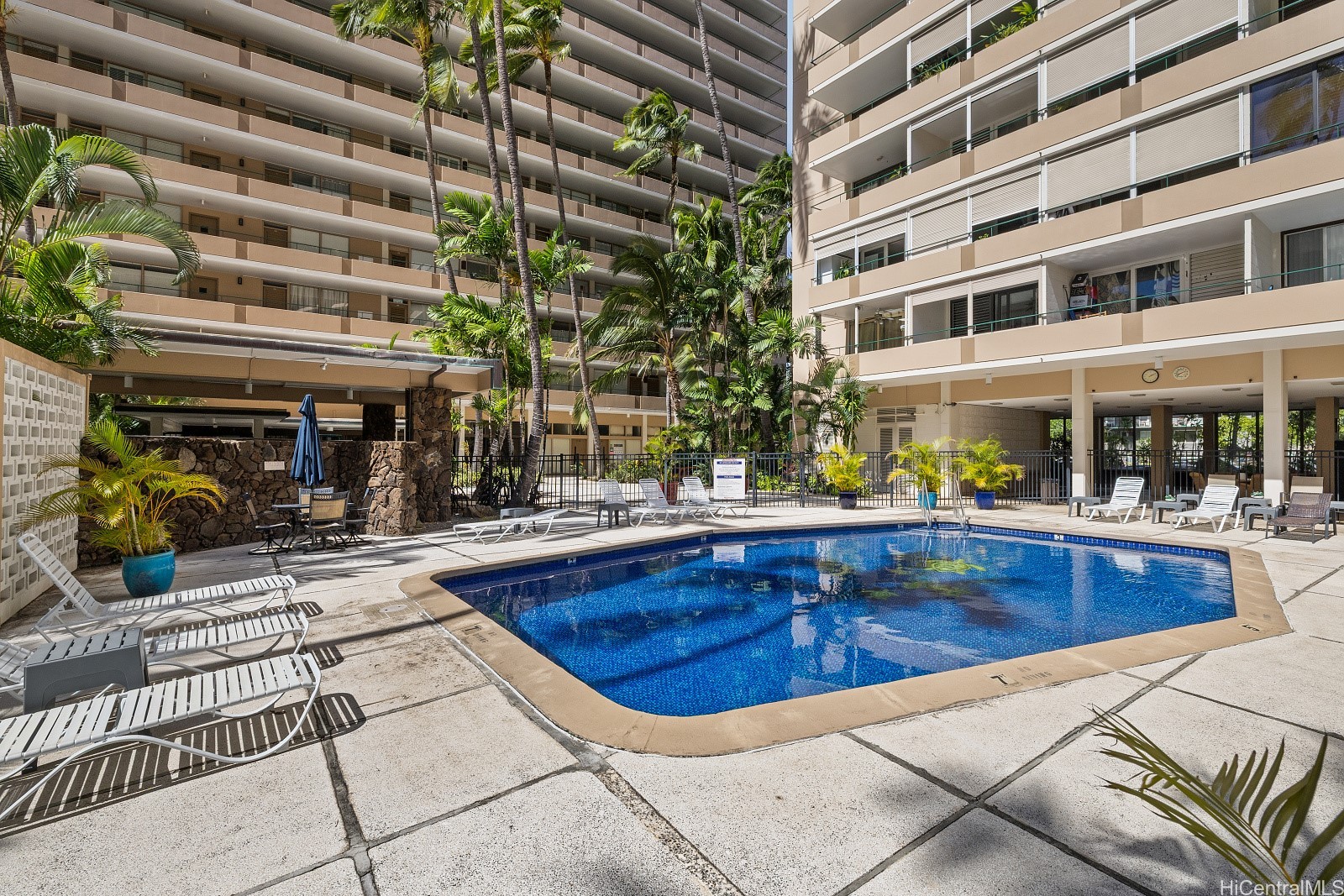 1720 Ala Moana Boulevard 801B